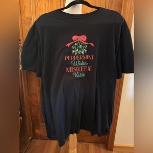 🎄Christmas 2XL Black Graphic T-Shirt NWOT🎄
